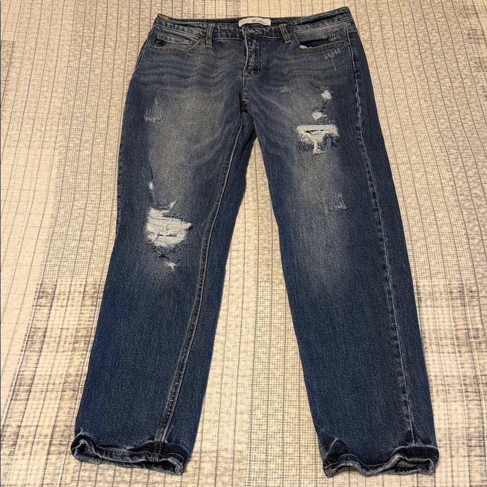 Kancan size 9/28 Aries Mid Rise Boyfriend Fit Distressed Blue Jeans